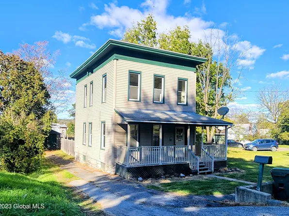 6 1st Street, Canajoharie, NY 13317