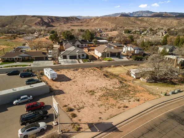 2428 Santa Clara Dr, Santa Clara, UT 84765