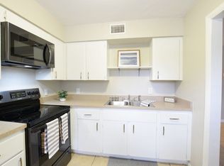 900 E Airport Blvd APT 12, Sanford, FL 32773