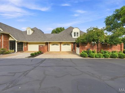 2252 Croydon Walk, Saint Louis, MO, 63131
