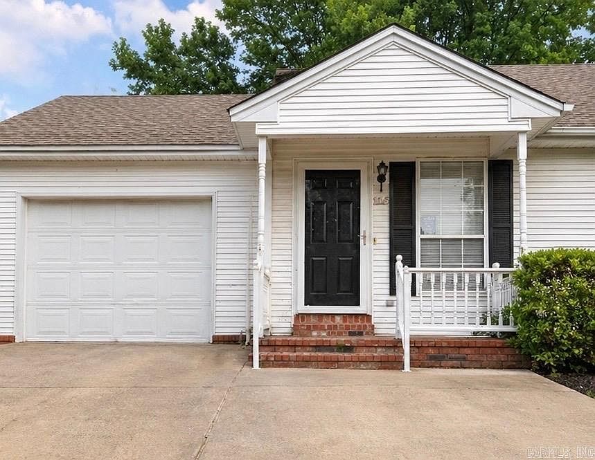1st image of 115 River Oaks Blvd