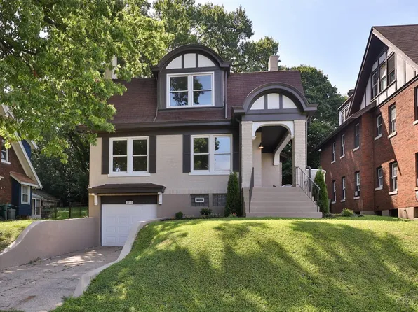 2915 Fischer Pl, Cincinnati, OH 45211