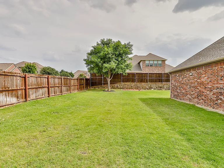 223 Aspen Ln — Photo 28