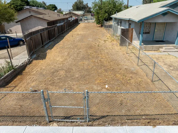 611 Glenwood Street, Delano, CA 93215