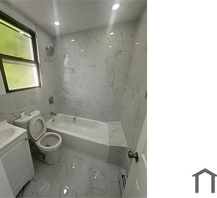 4th image of 42 Layton Ave APT 1