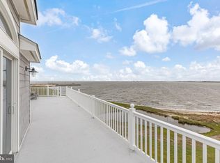 1220 S Green St, Tuckerton, NJ 08087