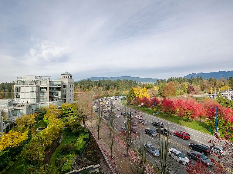 1925 Alberni St #501 — Photo 9