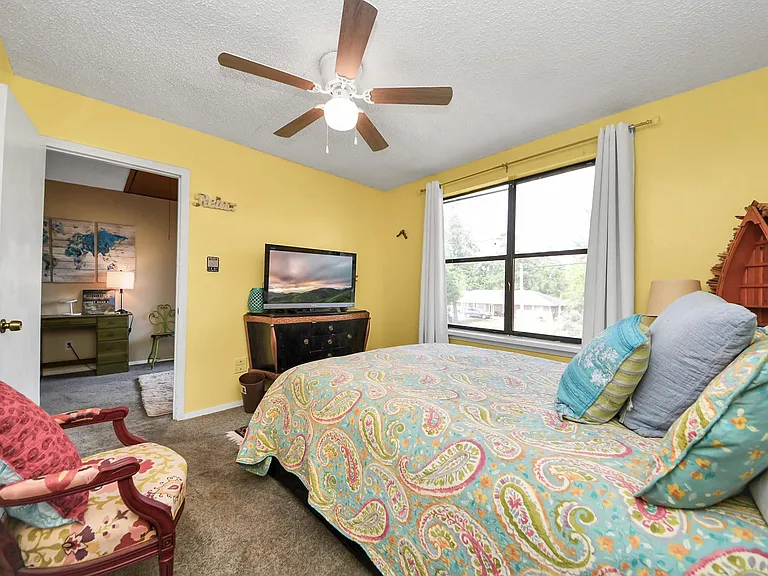 17018 Water Oak Dr #A — Photo 31