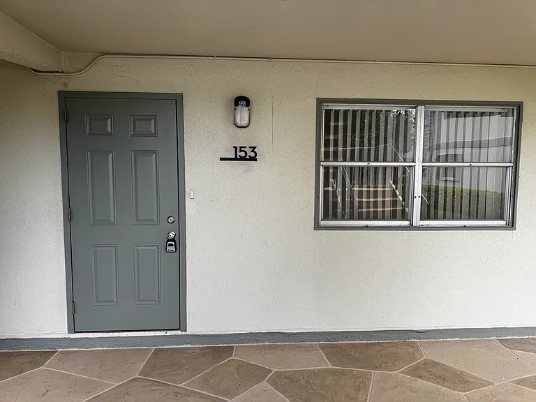 153 Monaco Way #D — Photo 2