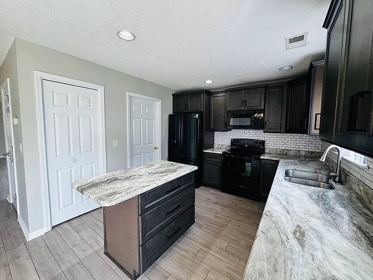 2237 Beauclair Ct — Photo 7