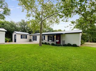 565 Hopewell, Bertram, TX 78605