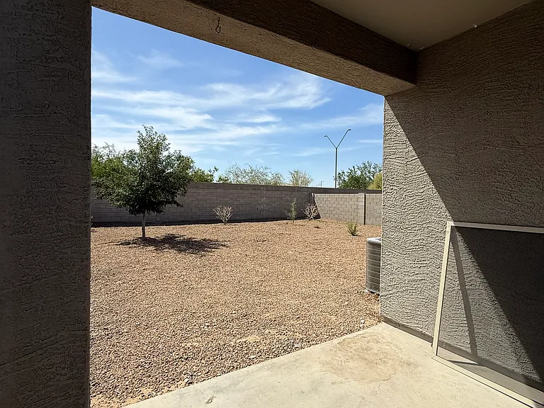 3924 N 308th Dr — Photo 28