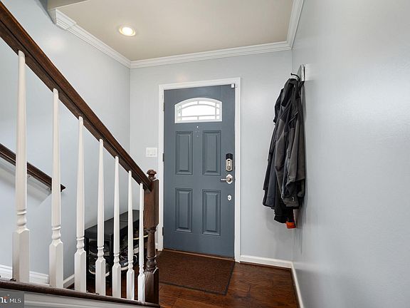 5th image of 112 Hidden Brook Dr