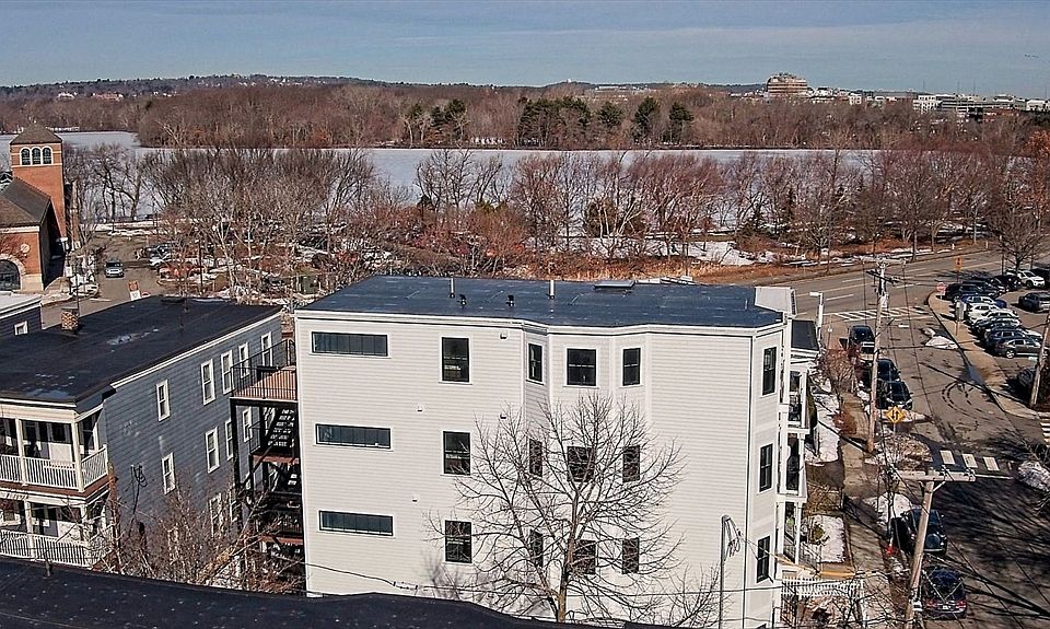 1st image of 252 Lexington Ave #3