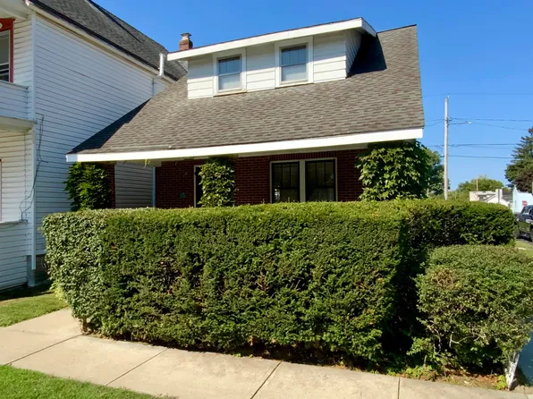437 8th Avenue, Troy, NY 12182