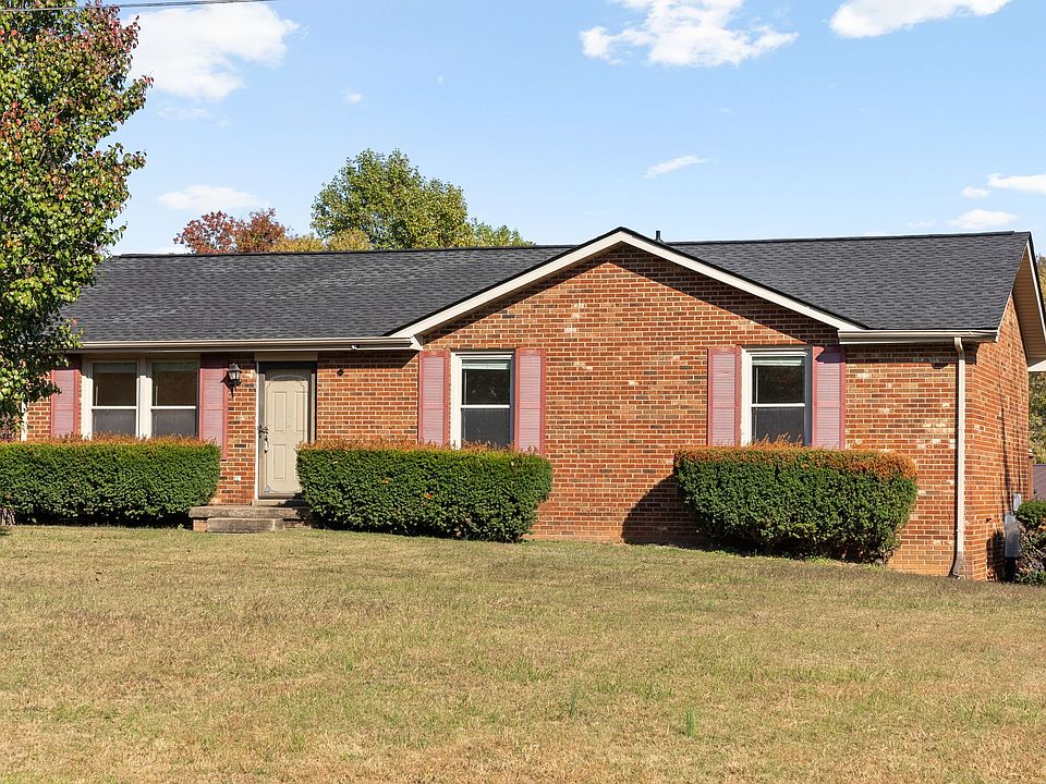 1st image of 395 Sandlewood Dr