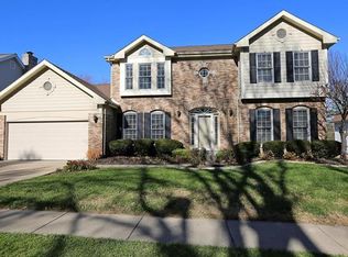 12715 Hezel Ln, Saint Louis, MO 63141