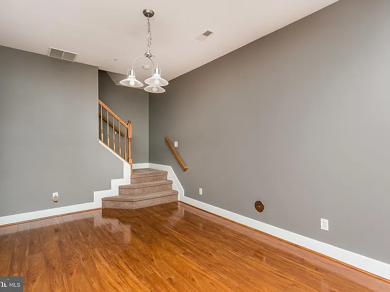 905 S Caroline St #3 — Photo 16