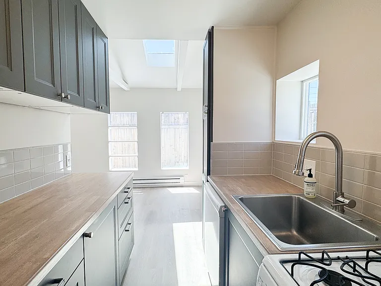 2070 1/2 S Gilpin St — Photo 4