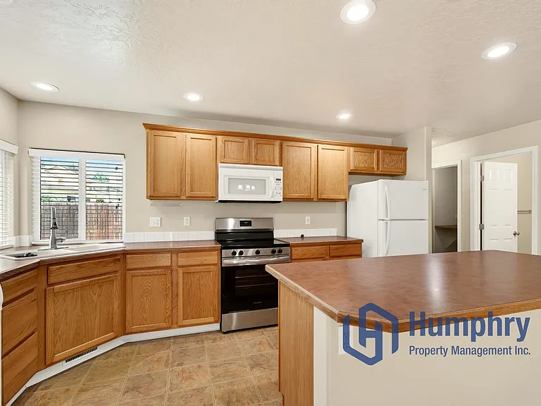 3527 E Hand Cart Ln — Photo 19