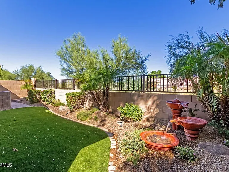3432 E Strawberry Dr — Photo 20