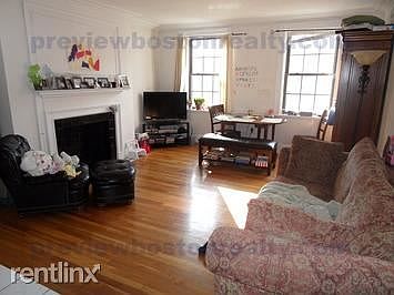 2nd image of 12 Dean Rd #3AF