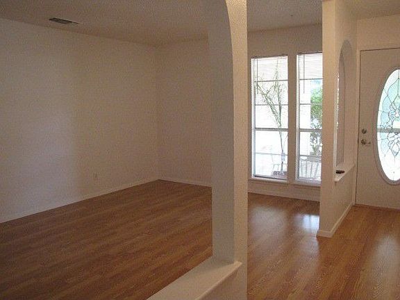 nice flex space for 2nd living