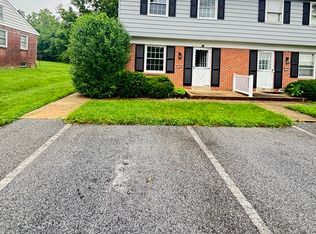 136 Crestmont Ave, Lancaster, PA 17602