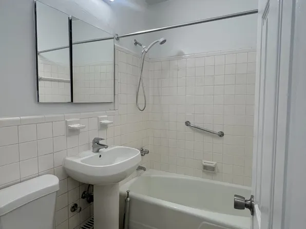 420 East 80th Street 10M image 28 of 29