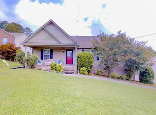7716 Cody Ln, Knoxville, TN 37938