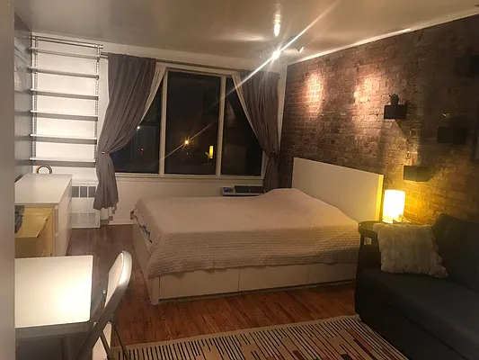 Rented by Sandra Greer Real Estate | media 7