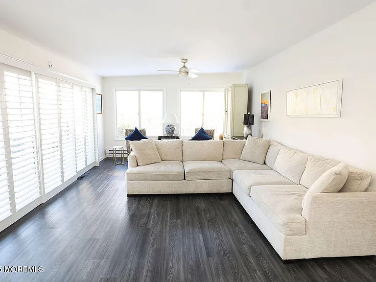 17 Beach Rd — Photo 22