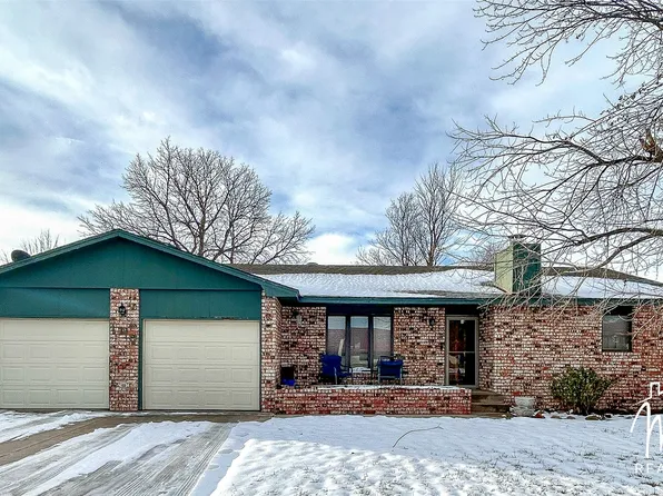 1710 E Labrador Blvd, Garden City, KS 67846