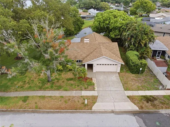 9743 106TH AVENUE, LARGO, FL 33773