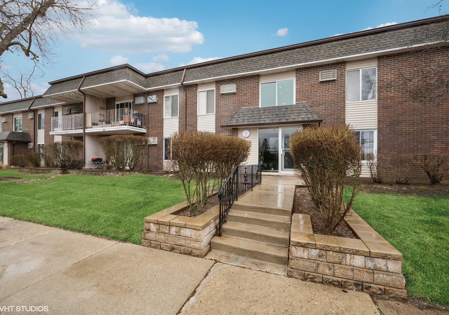 かまぼこページ！！！ 847 Miller Ln APT 105, Buffalo Grove, IL 60089 | Zillow