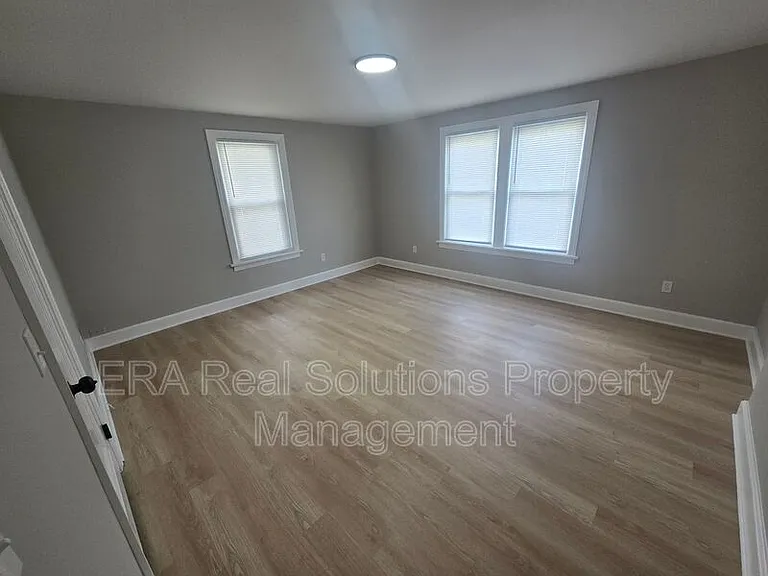 773 Berkeley Rd — Photo 6