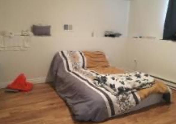 2nd image of 135 Elson St #1