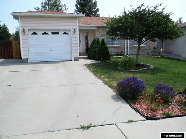 106 Morning Glory Way, Rock Springs, WY 82901