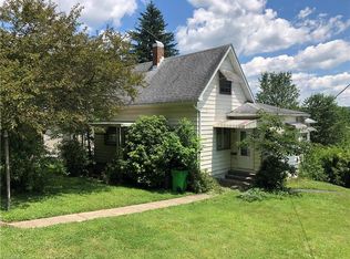 317 S Wardell St, Uhrichsville, OH 44683