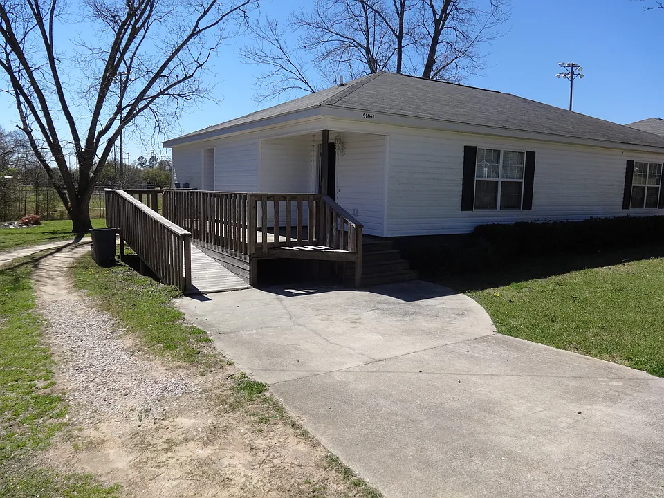 910 Davis Street Ext #2