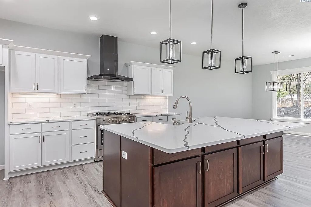 1107 Brown St - Property Image