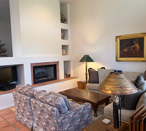 4th image of 32876 N 69th St