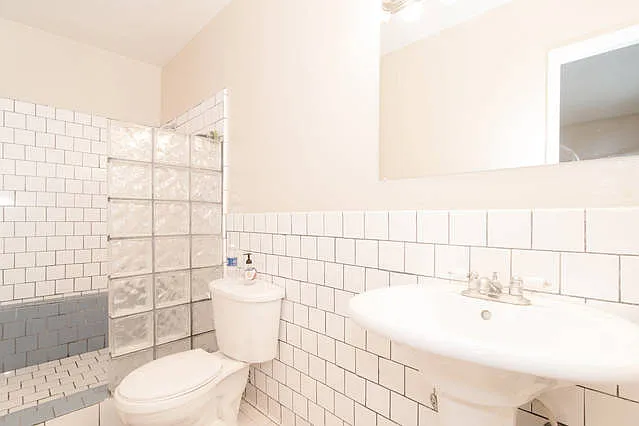 3 bed, 1200 sqft, $925 — Photo 4