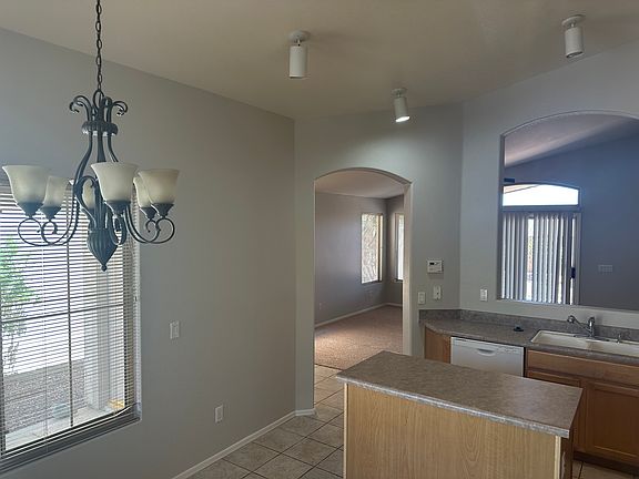 4th image of 1705 W Muirwood Dr