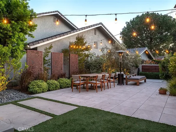 17 Rippling Strm, Irvine, CA 92603