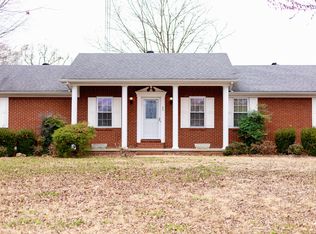 85 Creekside Dr, Mayfield, KY 42066