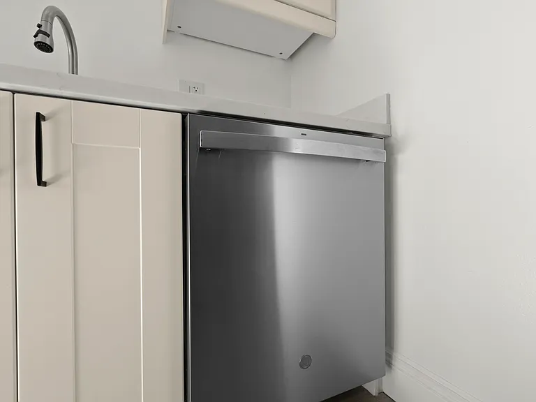 1441 Taylor St #402 — Photo 13