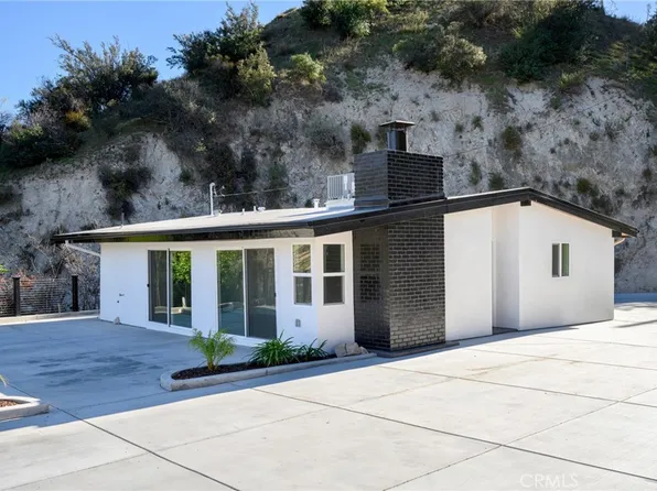 9741 Oak Bend Dr, Tujunga, CA 91042