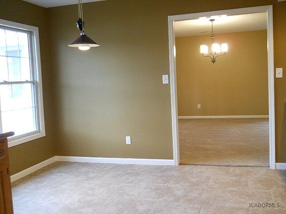 5th image of 917 Manassas Pl