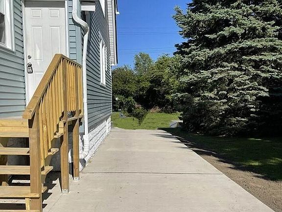 2nd image of 3918 High St
